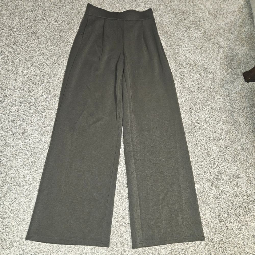 RETROD Green Wide-Leg Pants